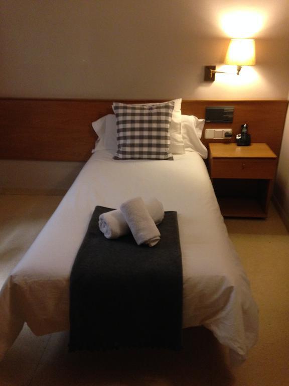 Hotel Manel Martorell Rum bild